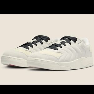 Jordans Session Sneakers